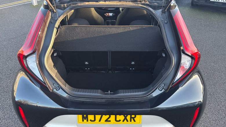 Toyota Aygo X 1.0 VVT-i Edge 5dr Auto Petrol Hatchback